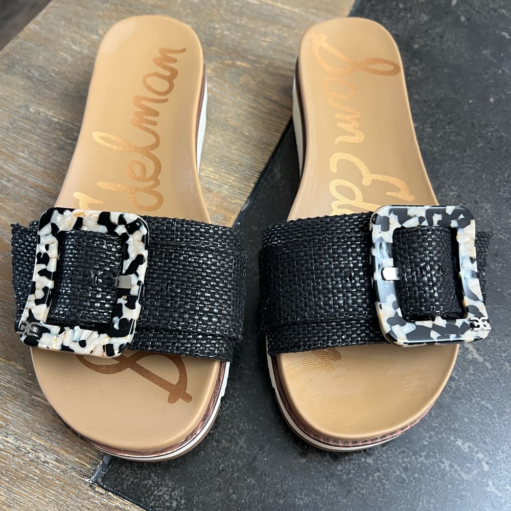 Arianne Black Slide Sandals with Patterned Buckle